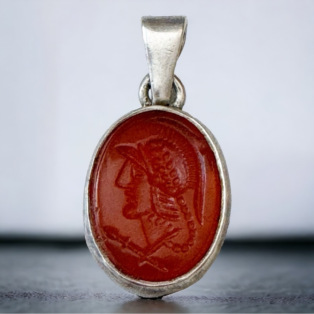 Greek Soldier Pendant Hand Carved Red Agate Sterling Silver 925 - Picture 1 of 10